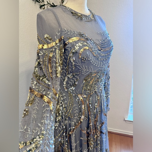 MAC DUGGAL
Long Sleeve Embellished Illusion Evening Gown size 4 - Picture 8 of 13